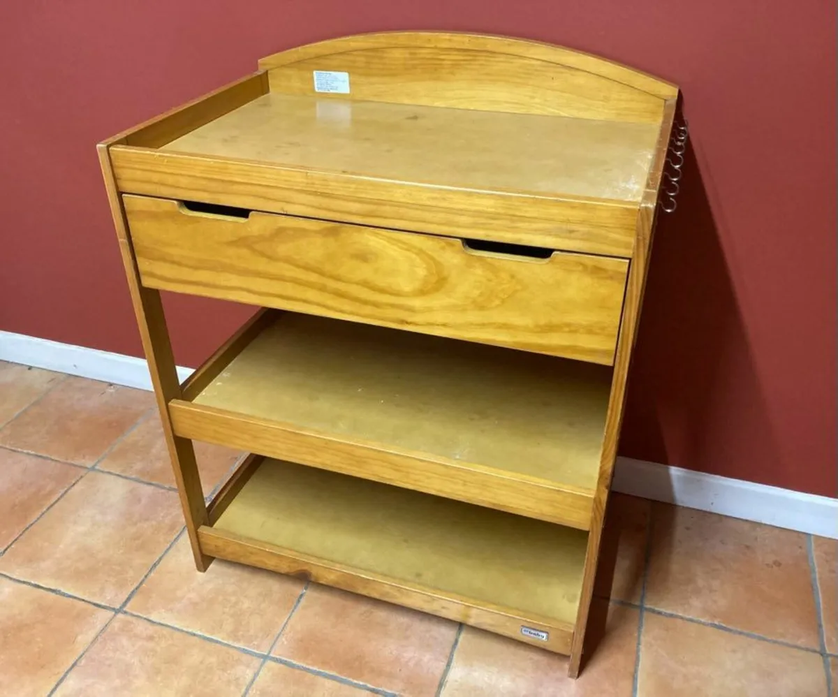 BR Baby Wooden Changing Unit With Drawer & Shelves - Image 3