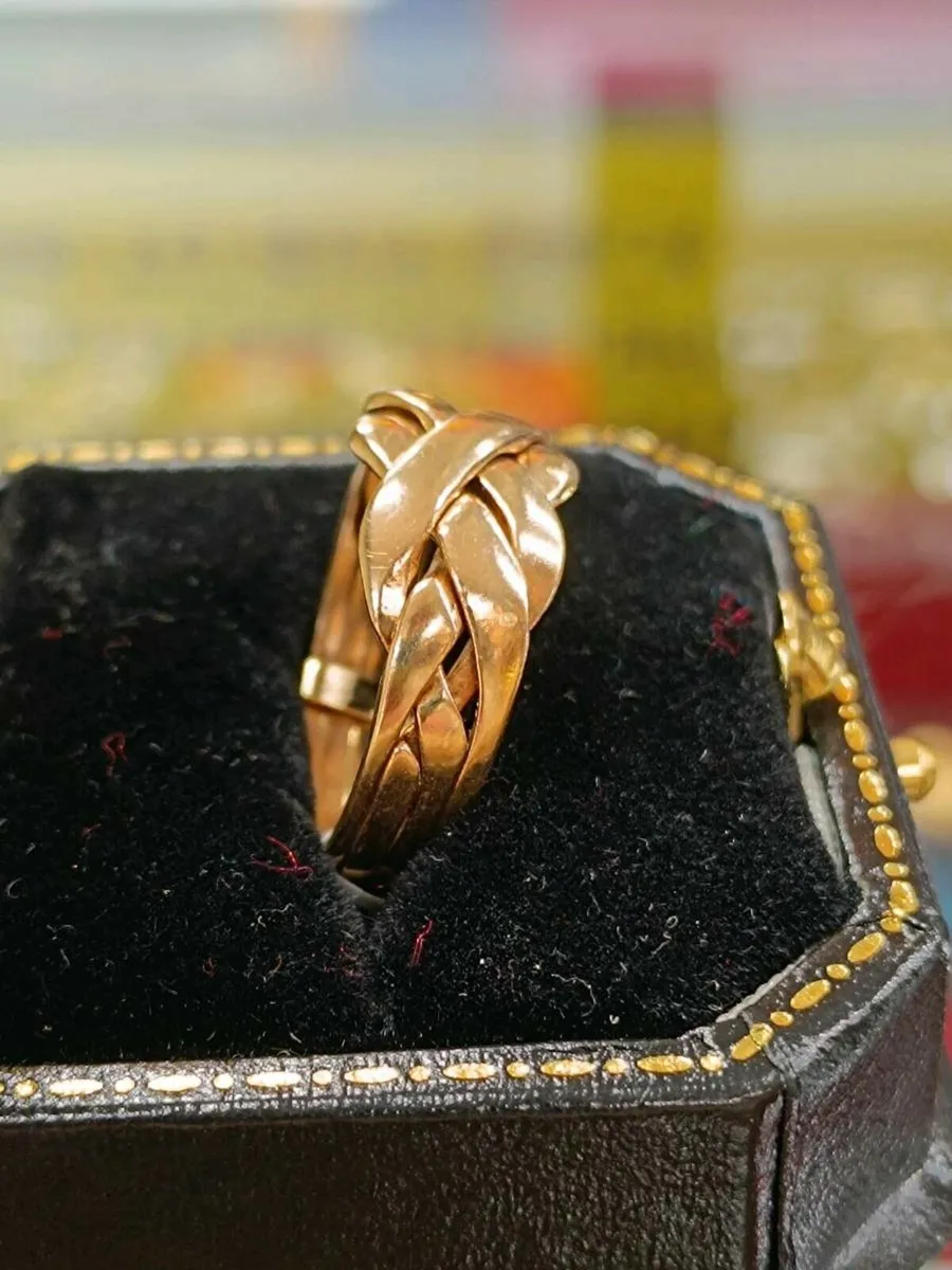 9k Yellow Gold Puzzle Ring - Image 3