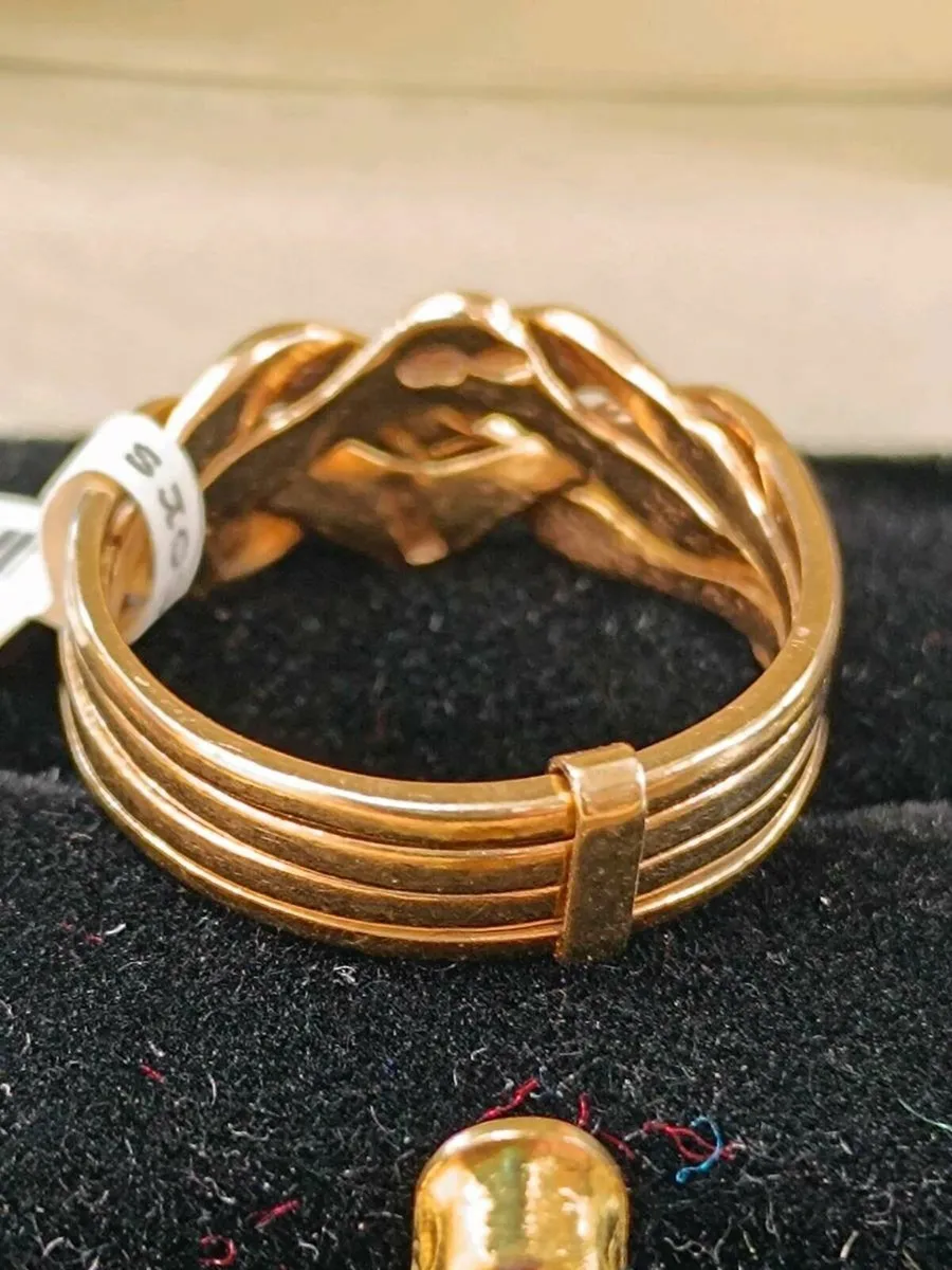 9k Yellow Gold Puzzle Ring - Image 4