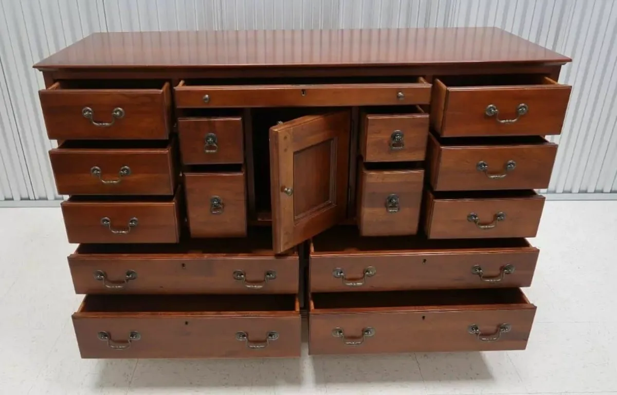 Vintage bob timberlake cherry bank of drawers - Image 4