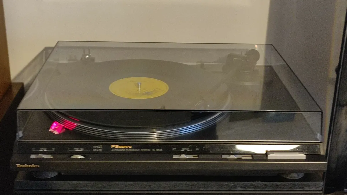 TECHNICS SL-BD3D turntable.Full Auto. Like new. - Image 1