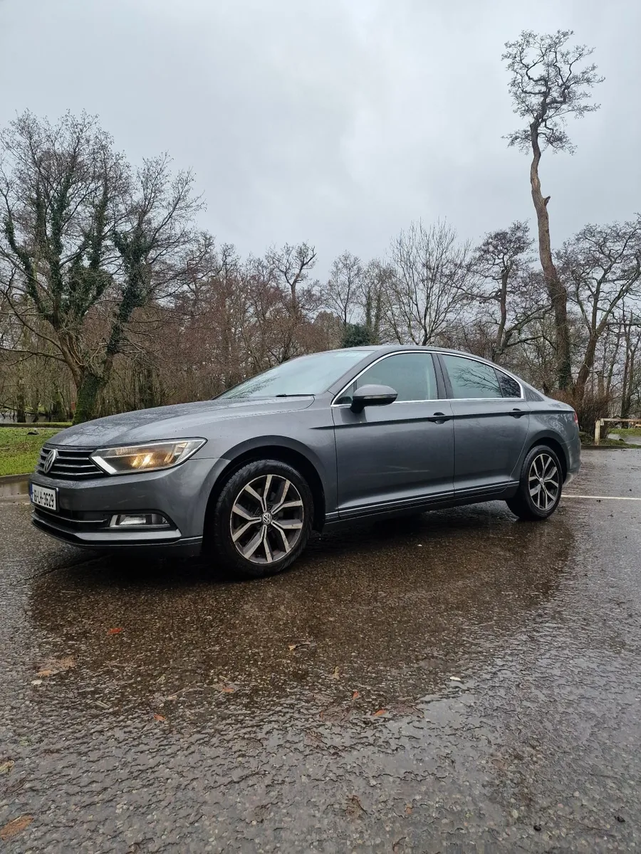 Volkswagen Passat 2016 - Image 1