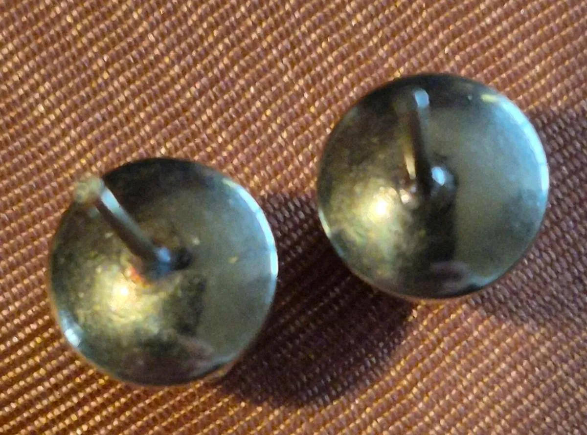 9ct Gold Button Stud Earrings (8mm) - Image 4