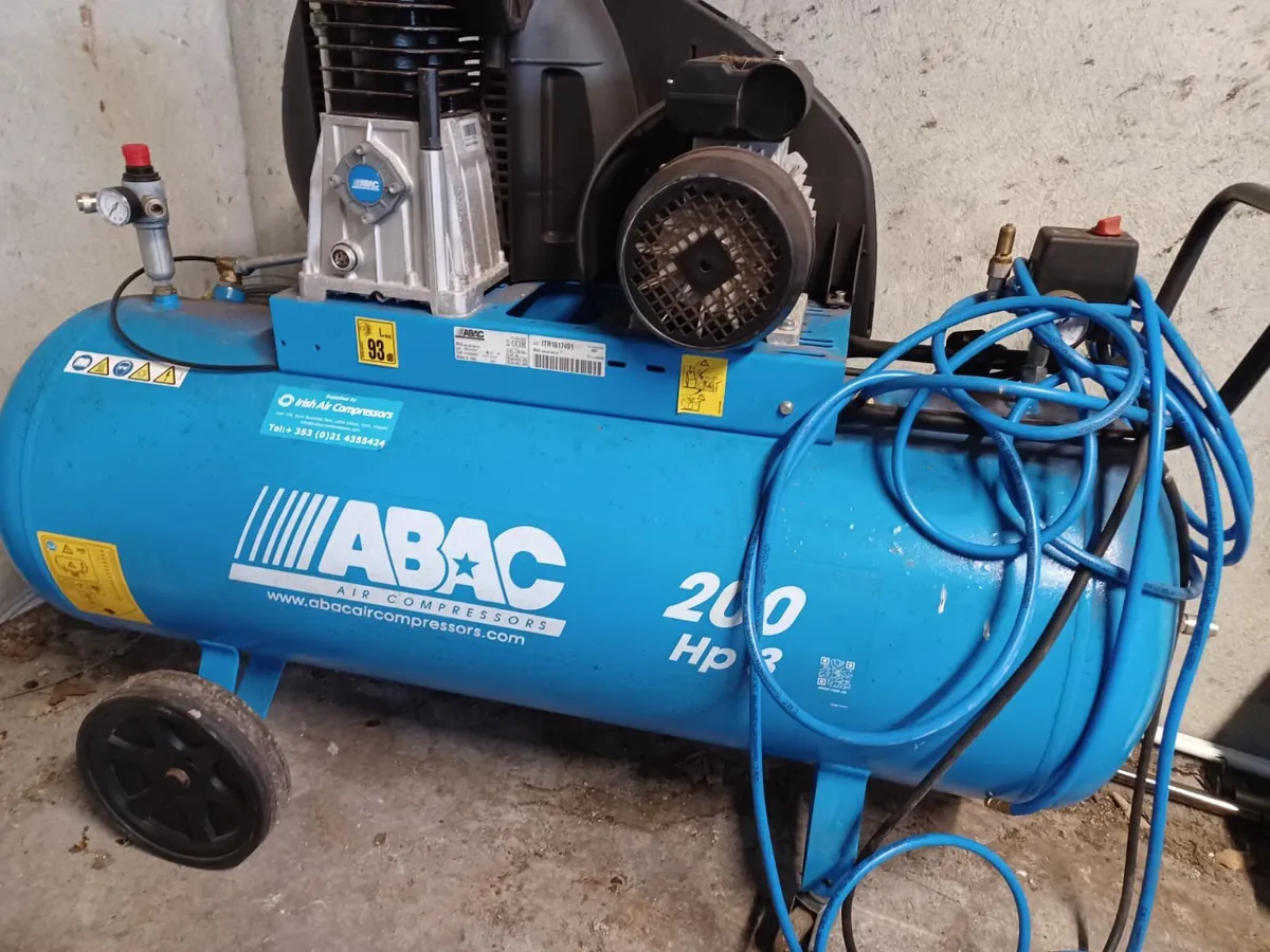 ABAC 200 litre air compressor - Image 2