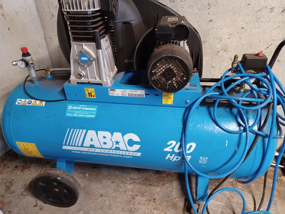 ABAC 200 litre air compressor - Image 3