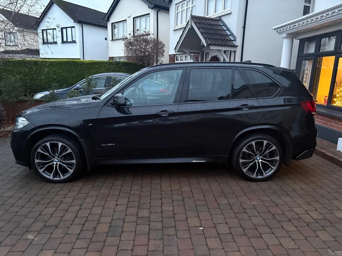 2015 BMW X5 Xdrive30D M Sport (7 Seat) - Image 2