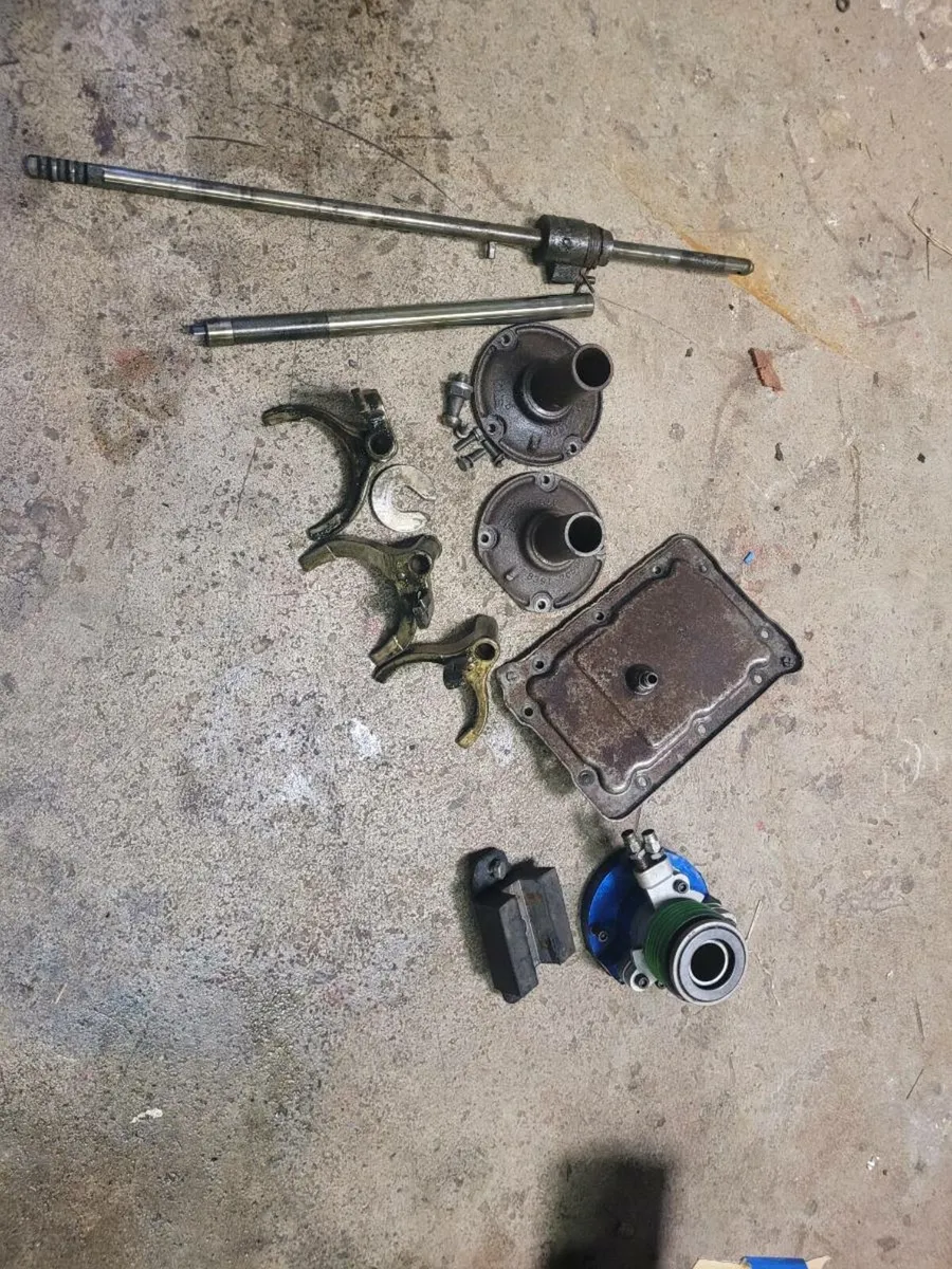 Tran X Type 9 Gearbox - Image 3