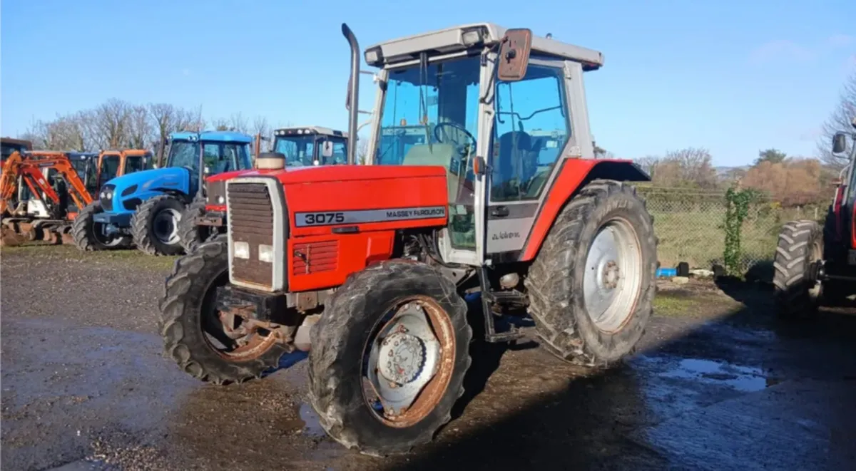 1995 Massey Ferguson 3075 - Image 2