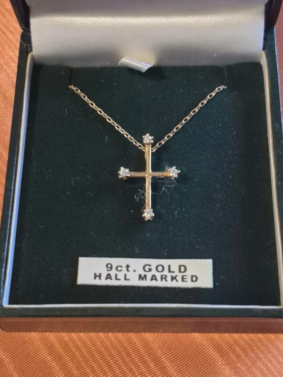 9ct Irsh Gold and Diamond Cross Necklace - Image 1