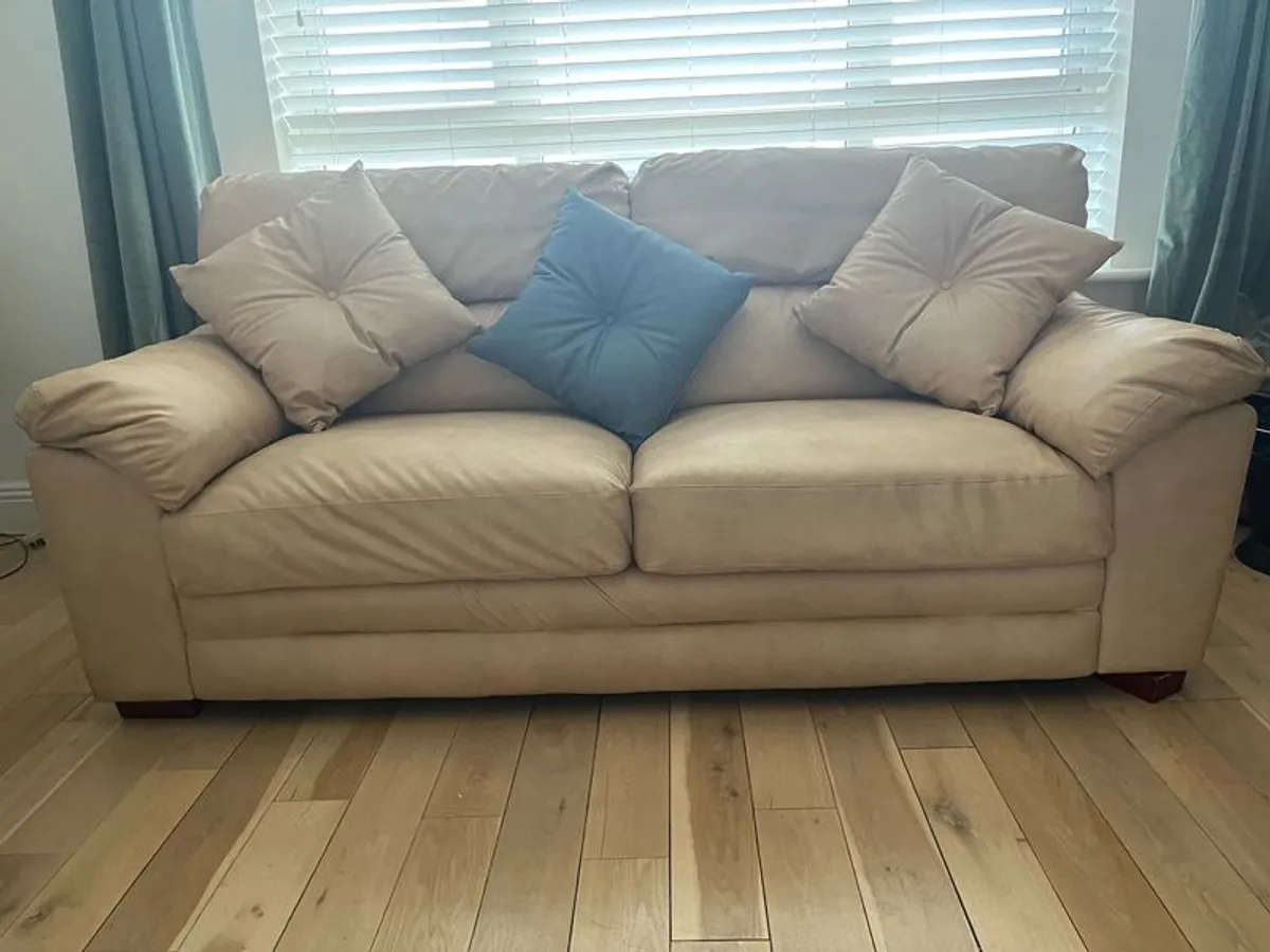 FREE Leather 3 Seater sofa - Image 1