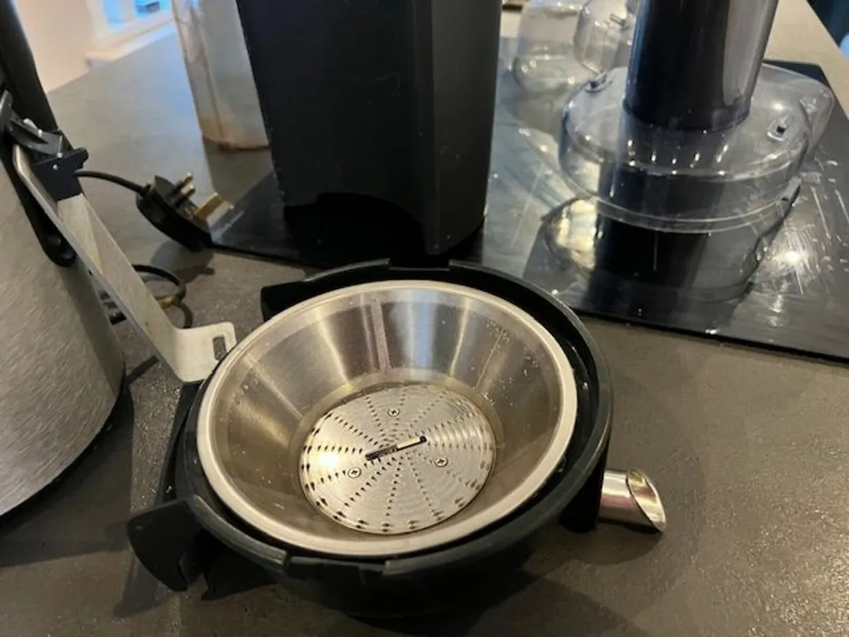 Philips Juicer - Image 1