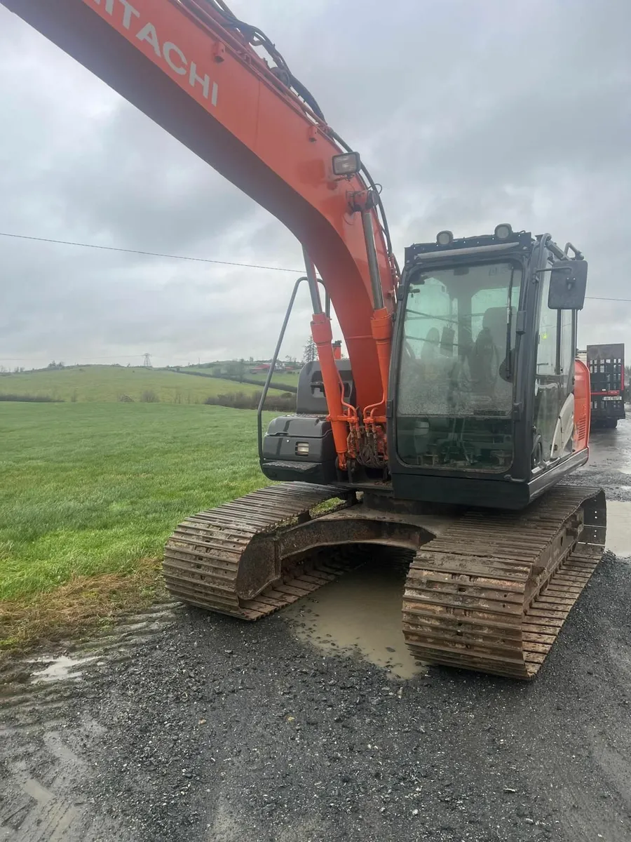 HITACHI ZAXIS 130-5 - Image 3