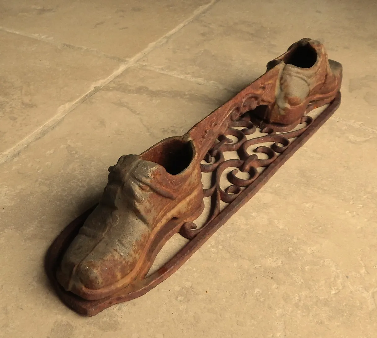 Large Vintage Cast Iron Boot Scraper - Image 4