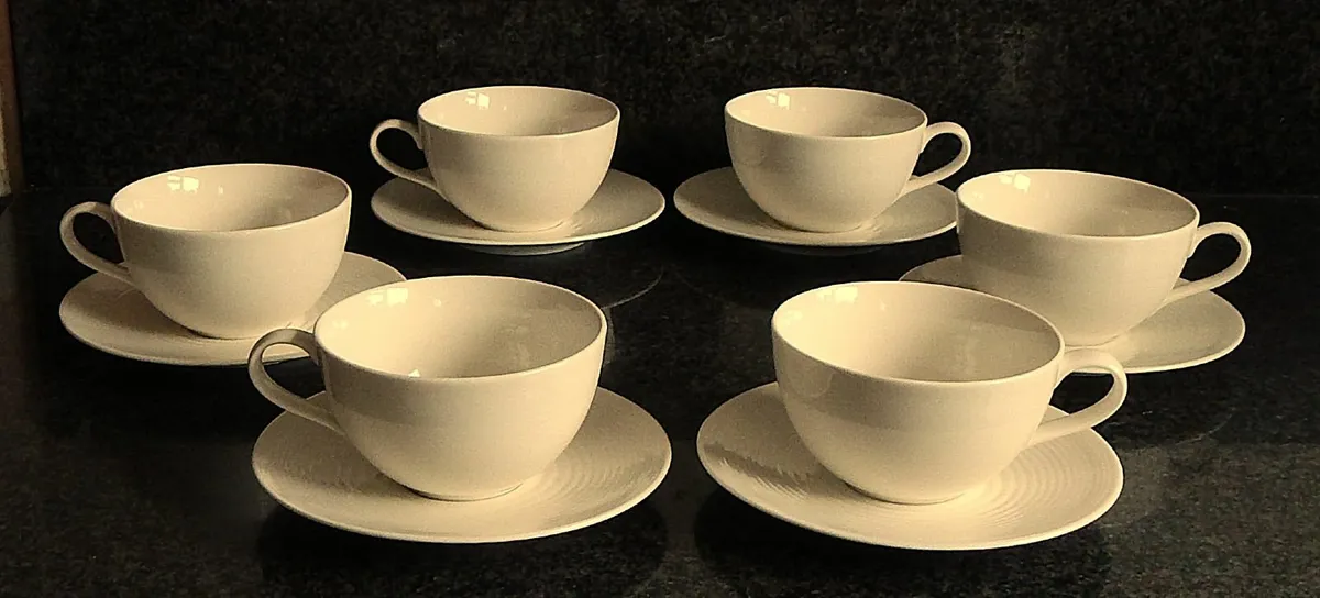 6 Royal Doulton Gordon Ramsay Maze Cups & Saucers - Image 1