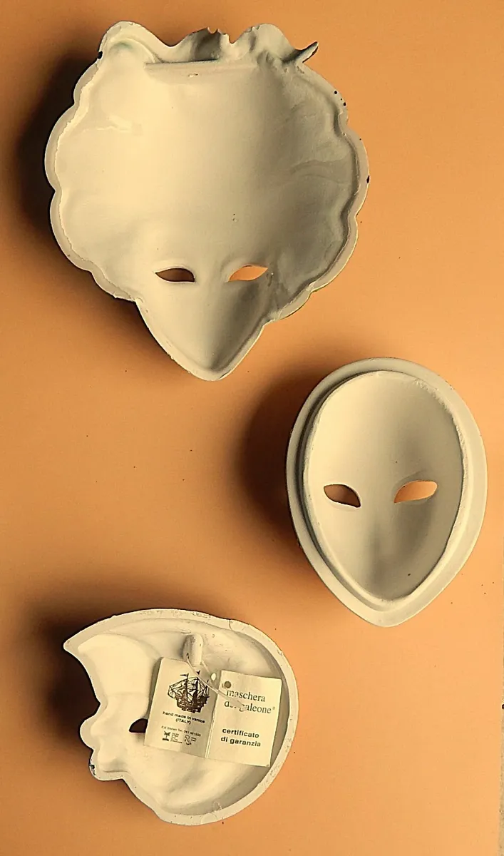 Selection of 3 Small Venetian Masks - Image 2
