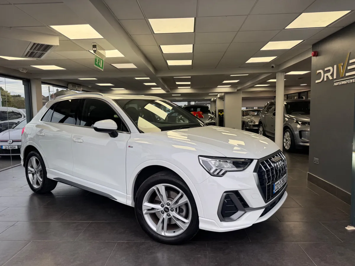 Audi Q3 2023 45 TSI Hybrid S-Line - Image 3