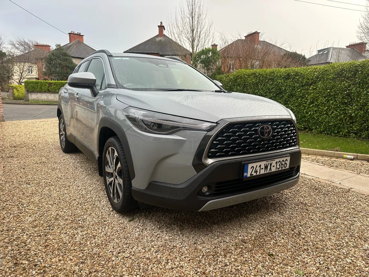 Toyota Corolla Cross Sport Hybrid - Image 2