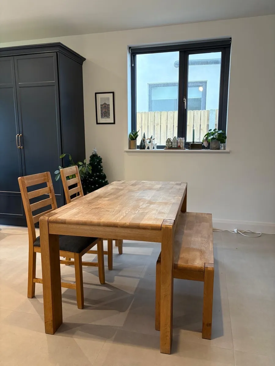 Dining table and chairs - Image 4