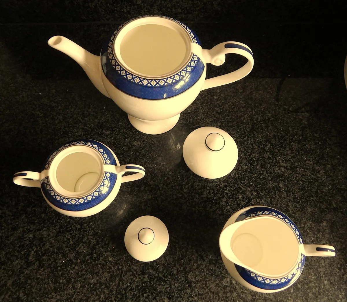 Anysley Living Aston Blue Bone China Tea Set - Image 4