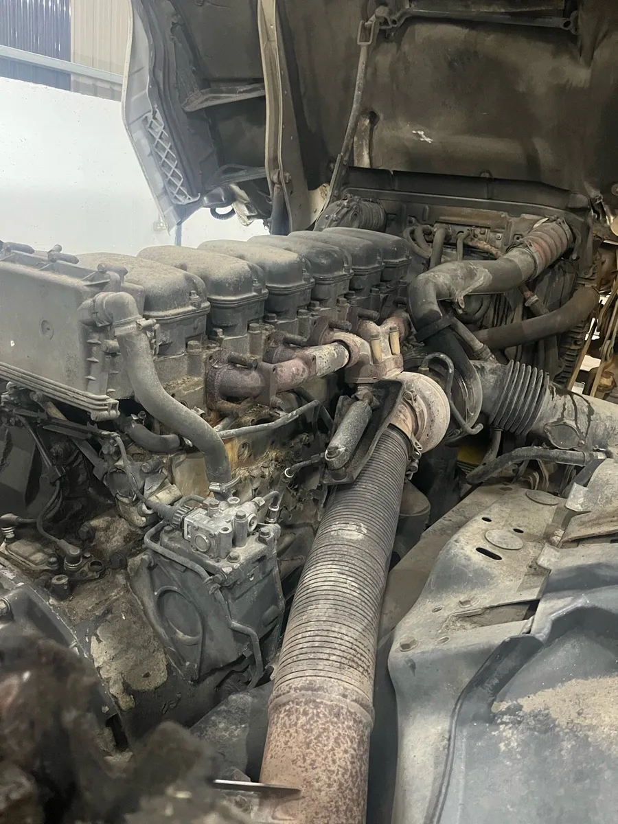 Scania R420 HPI Engine & Gearbox - Image 4