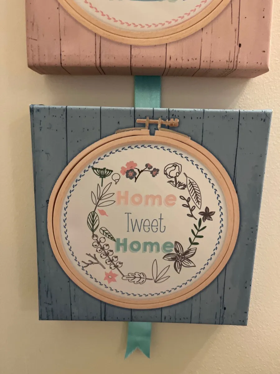 Wall decorations - Image 1