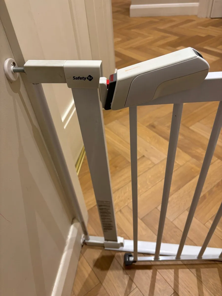 Stair gate - Image 2