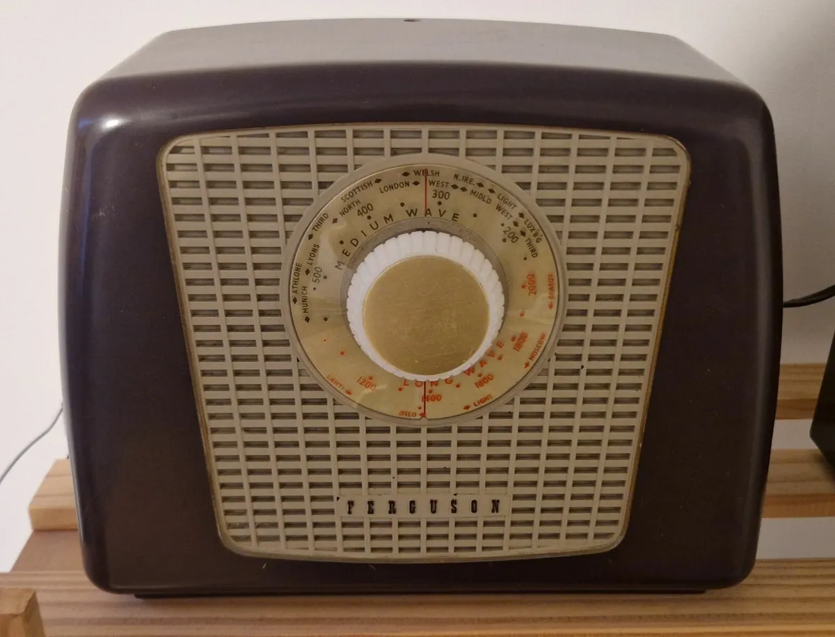 Ferguson 352U Vintage Radio - Image 1