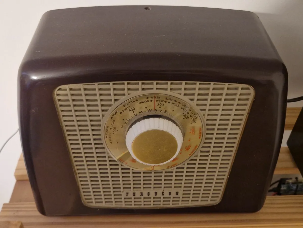 Ferguson 352U Vintage Radio - Image 2