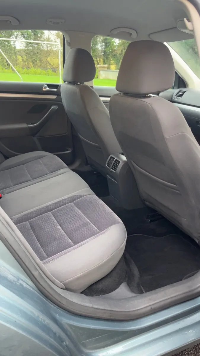 Volkswagen Jetta 2008 - Image 4