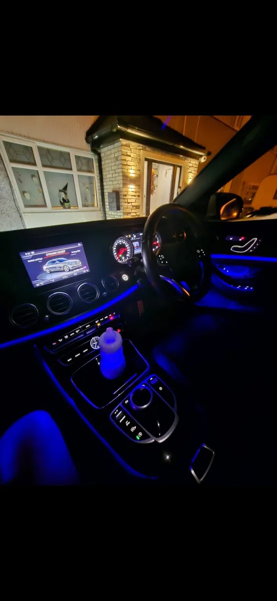 Mercedes E220D - Image 4