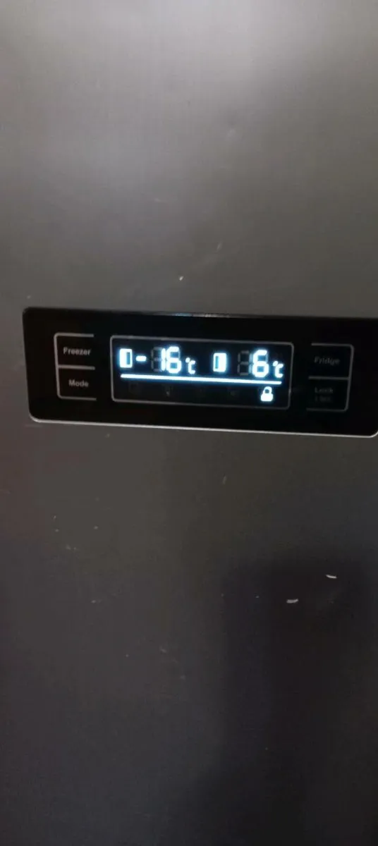 Fridge freezer - Image 2