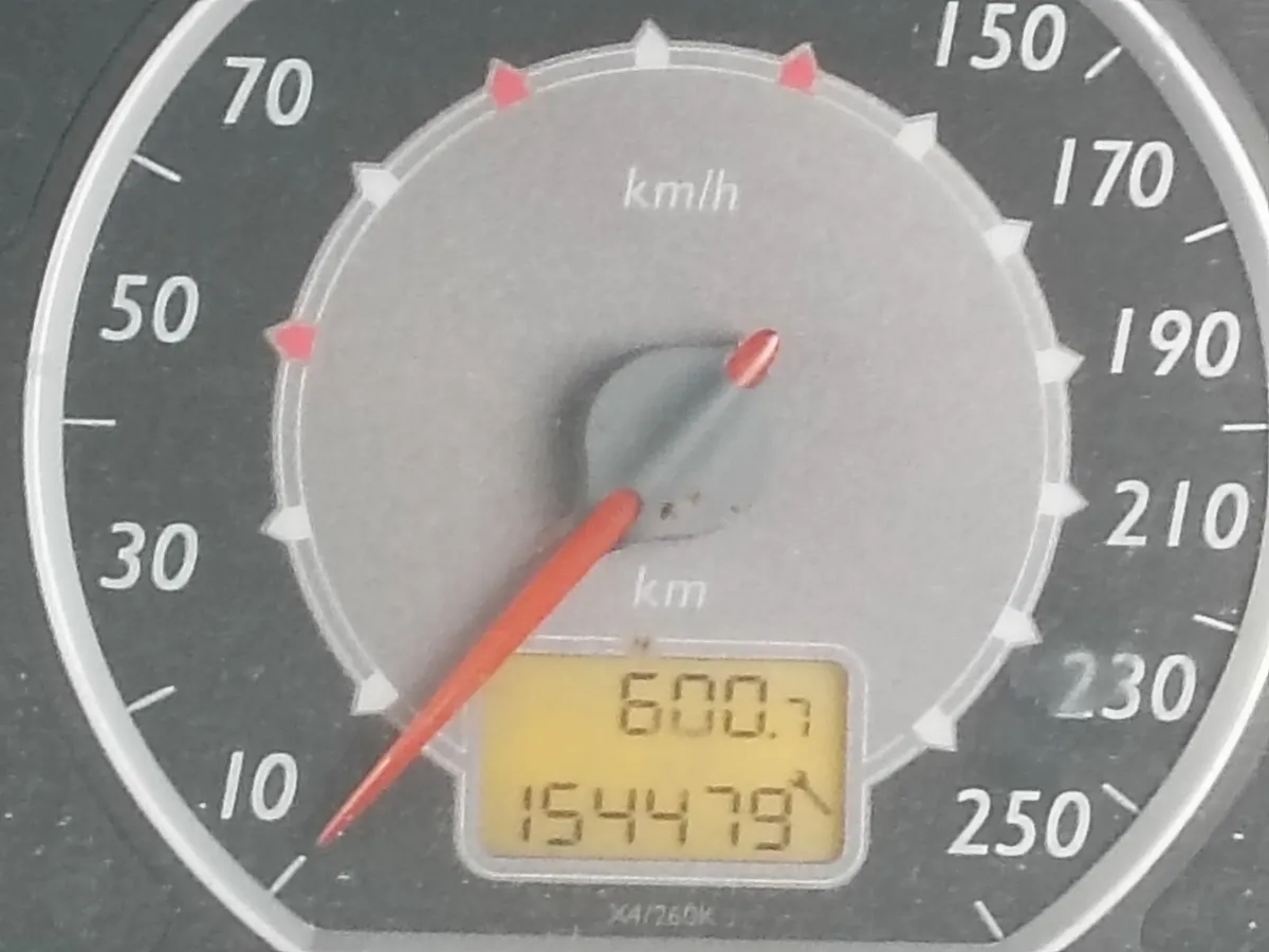 Classic Citroen C5 2005 - Low Mileage - Image 4