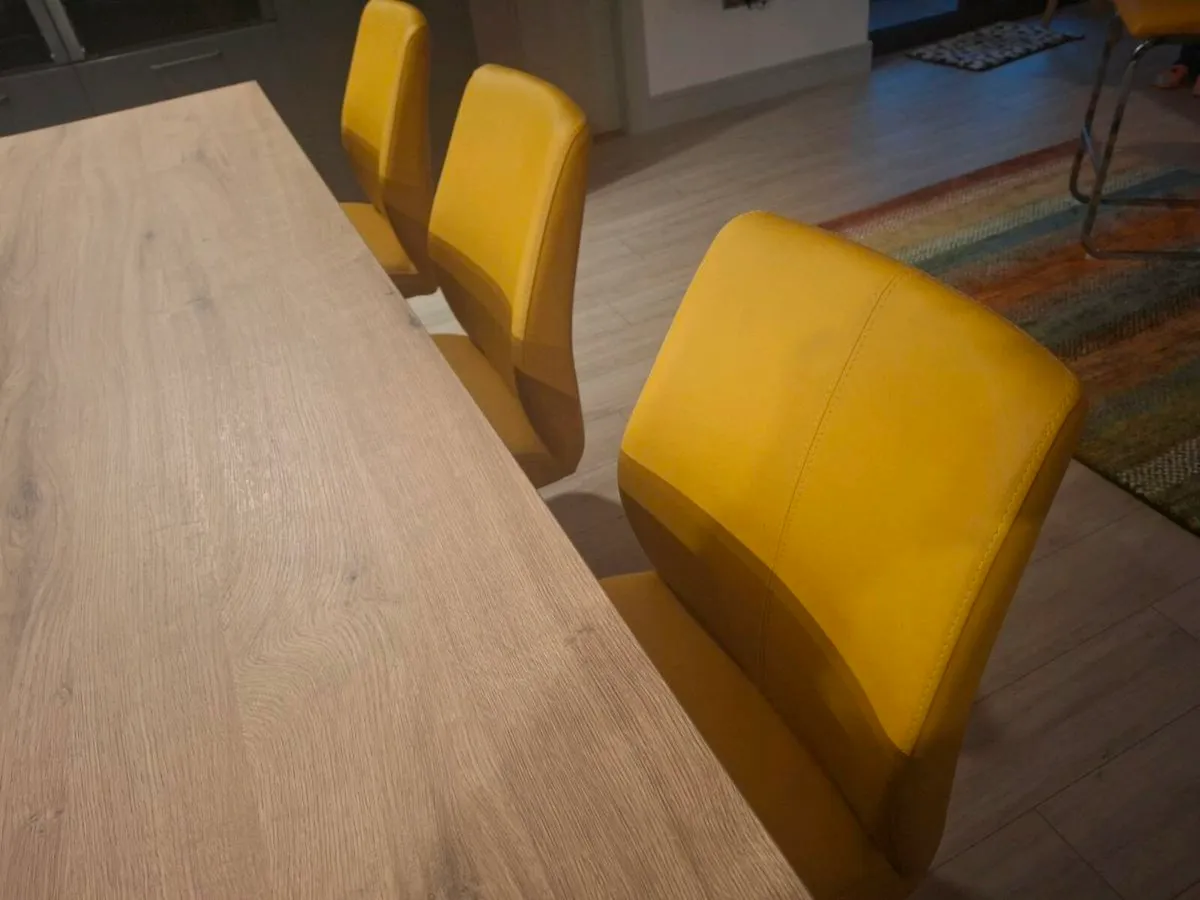 Kitchen island stools - Image 3