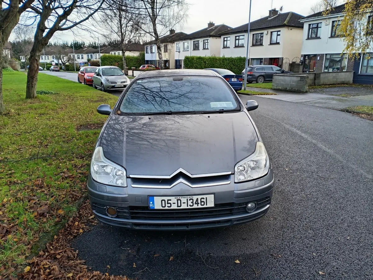 Classic Citroen C5 2005 - Low Mileage - Image 2