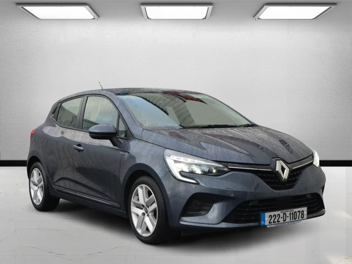 Renault Clio 2022 - Image 1