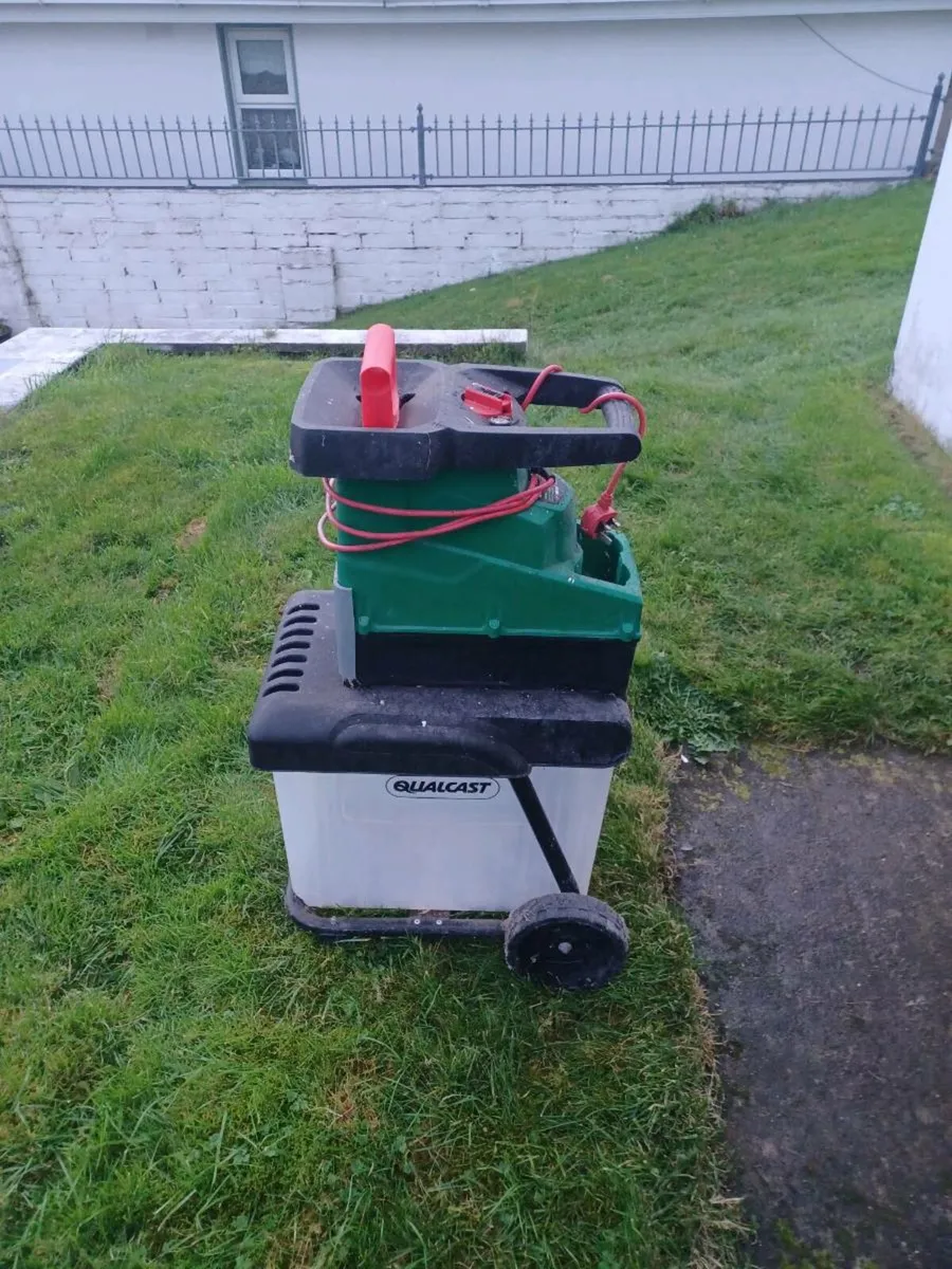 Garden shredder - Image 1