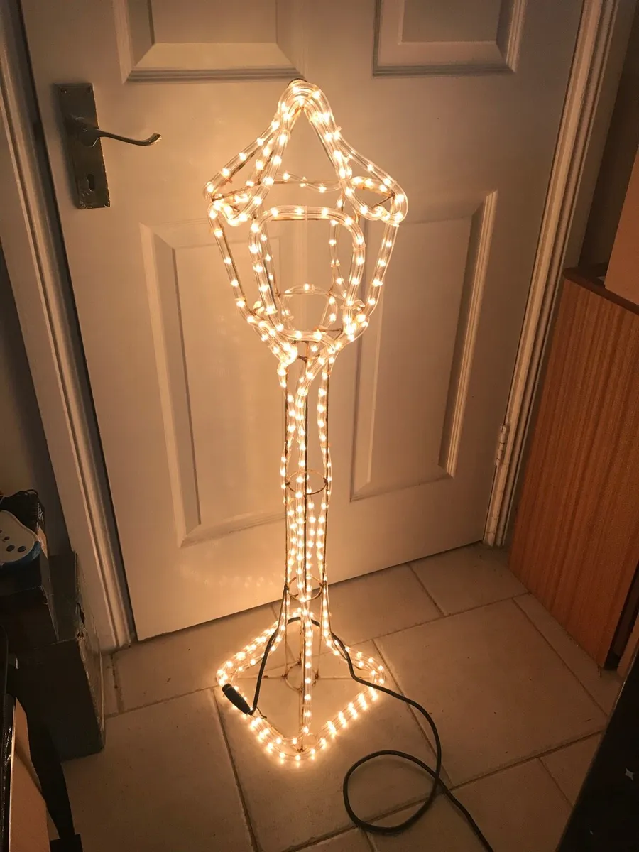 3D Street Lamp Rope Light Christmas Decoration - Image 1