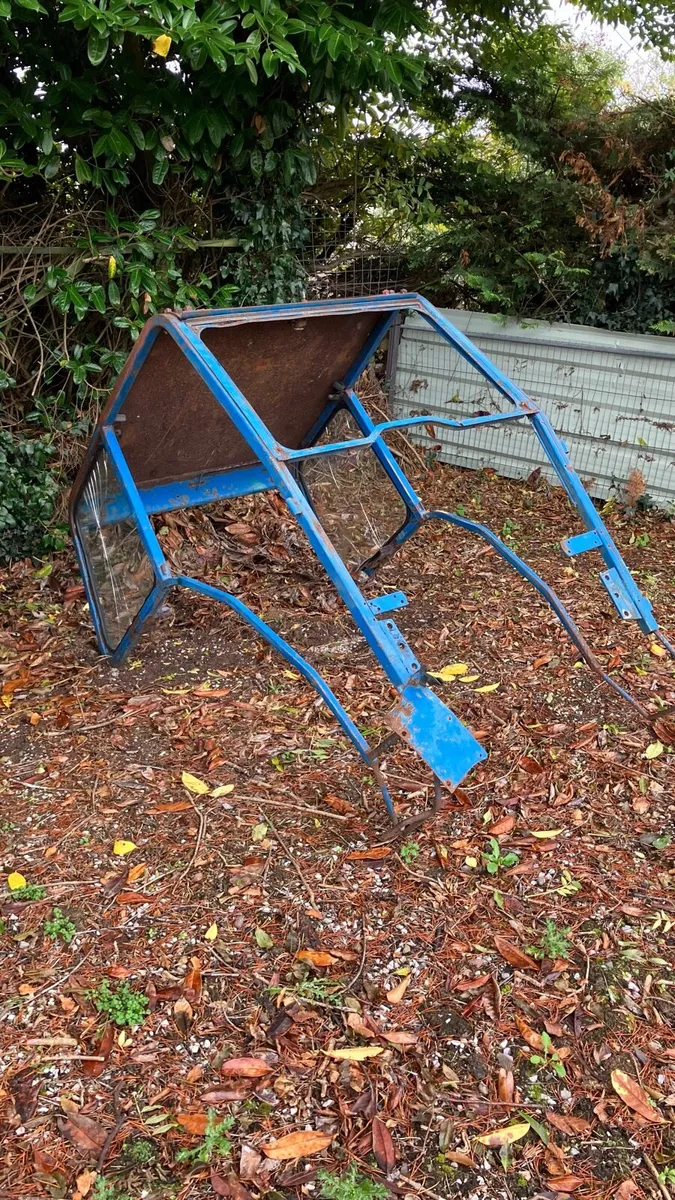 Ford 5000 cab Frame - Image 1