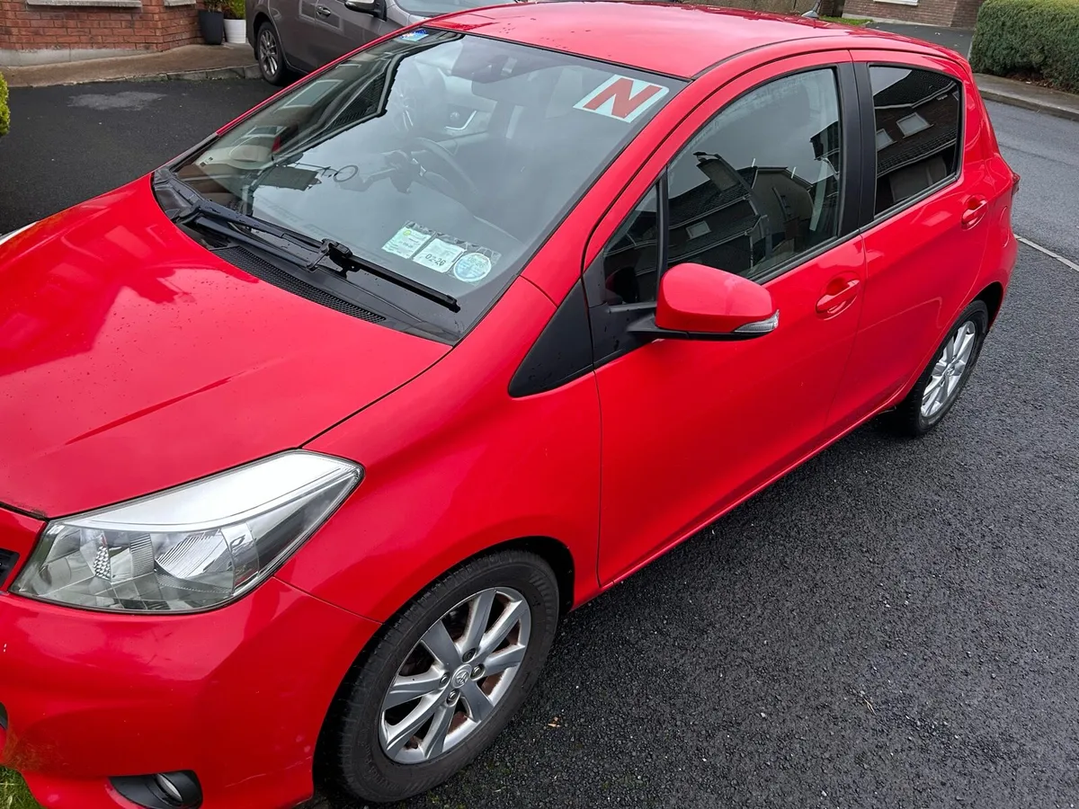 Toyota Yaris - Image 2