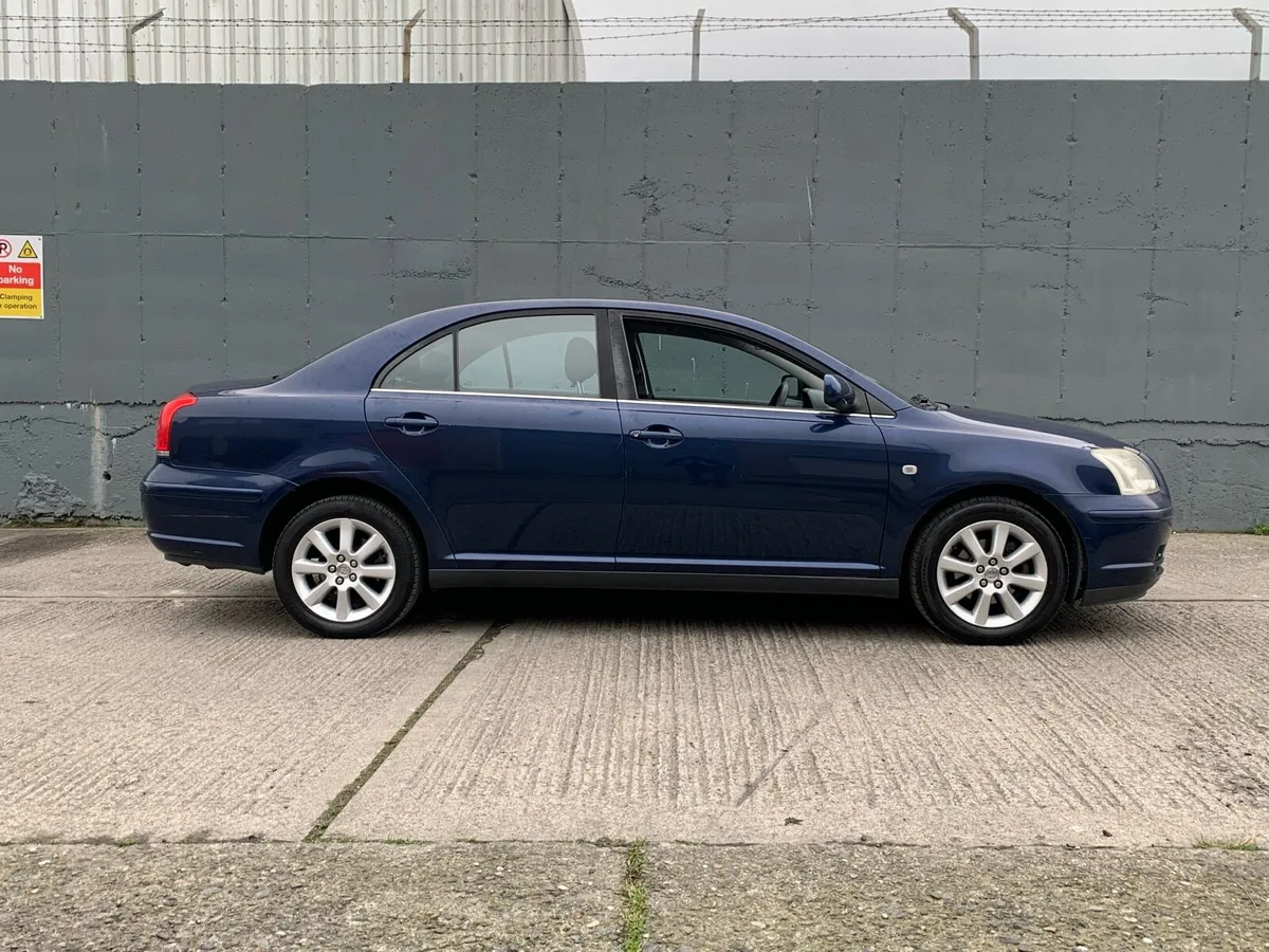Toyota Avensis 2005 *NEW NCT & TAX* - Image 4