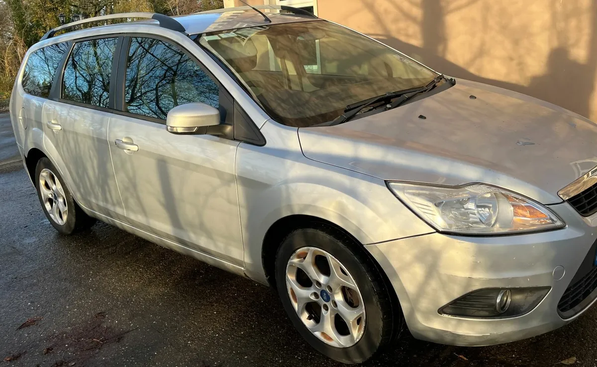 2011 Ford Focus Style 1.6TDC Estate - Image 1