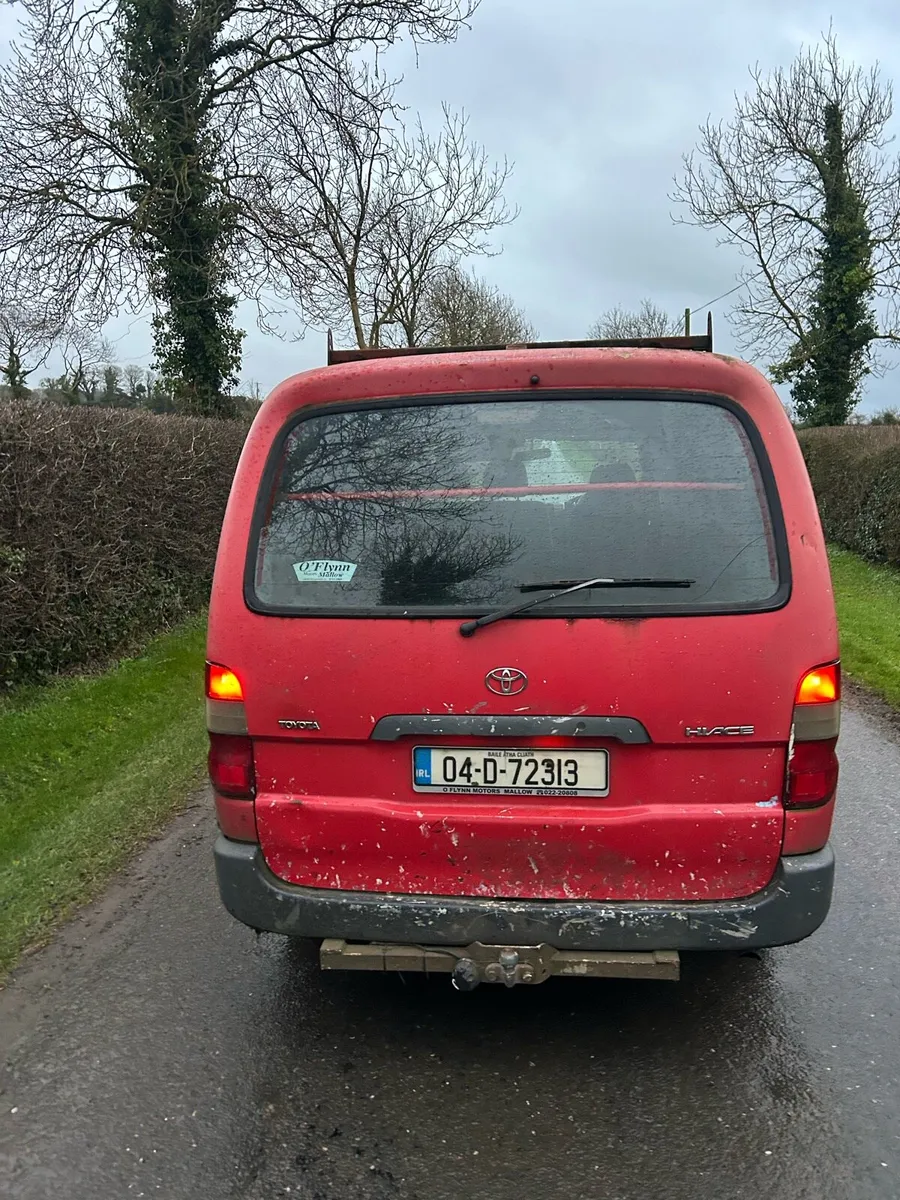 Toyota Hiace - Image 3