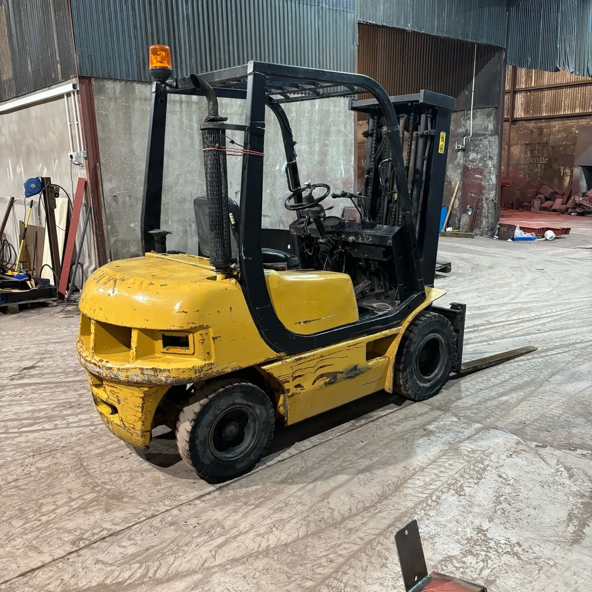 Samsung 2.5ton Forklift - Image 2