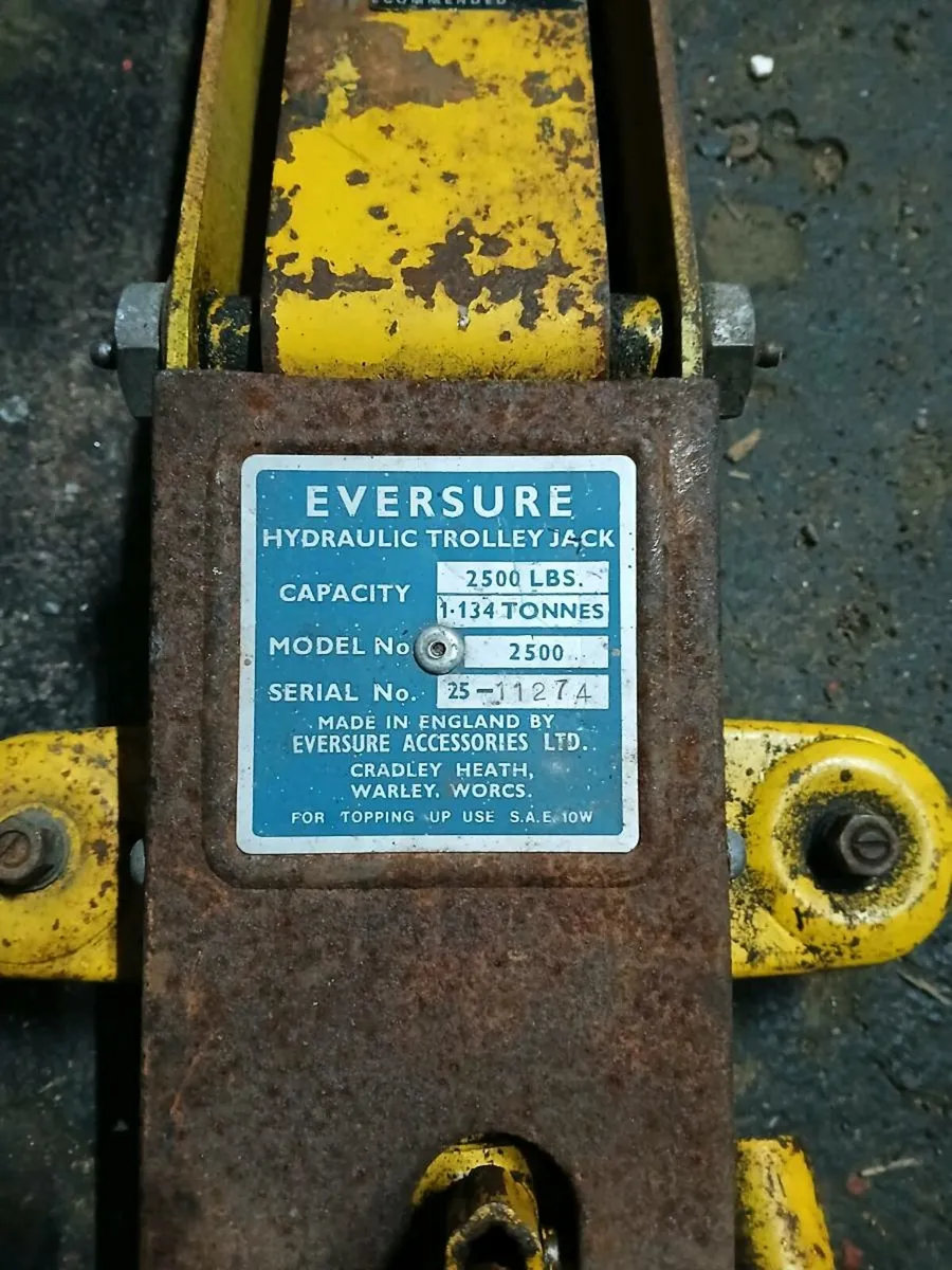 Big trolley jack 1 ton half working perfect - Image 3