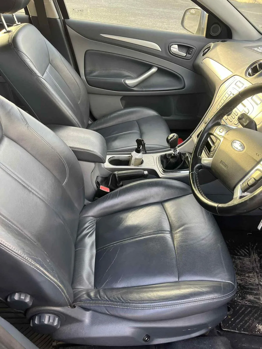 Ford Mondeo - Image 4