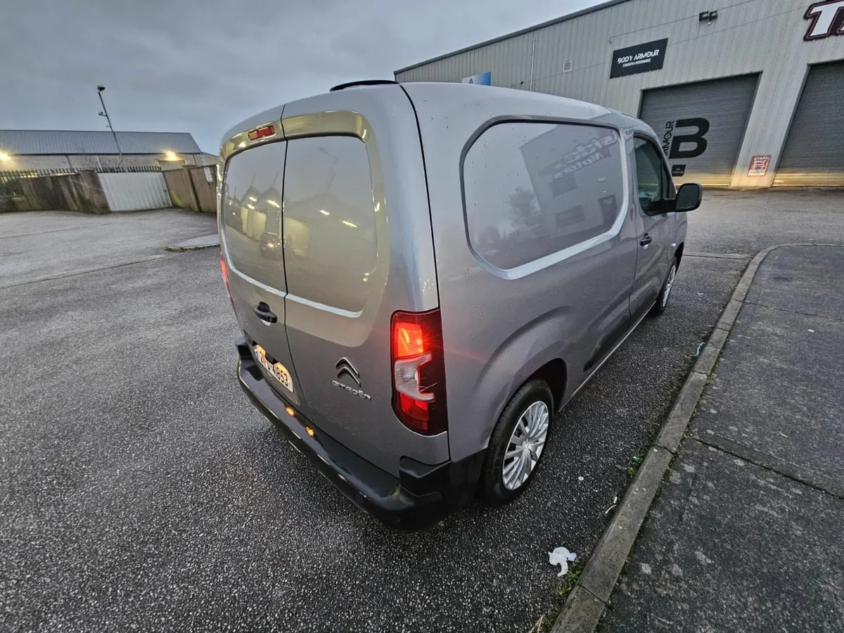 Citroen Berlingo 2021 - Image 3