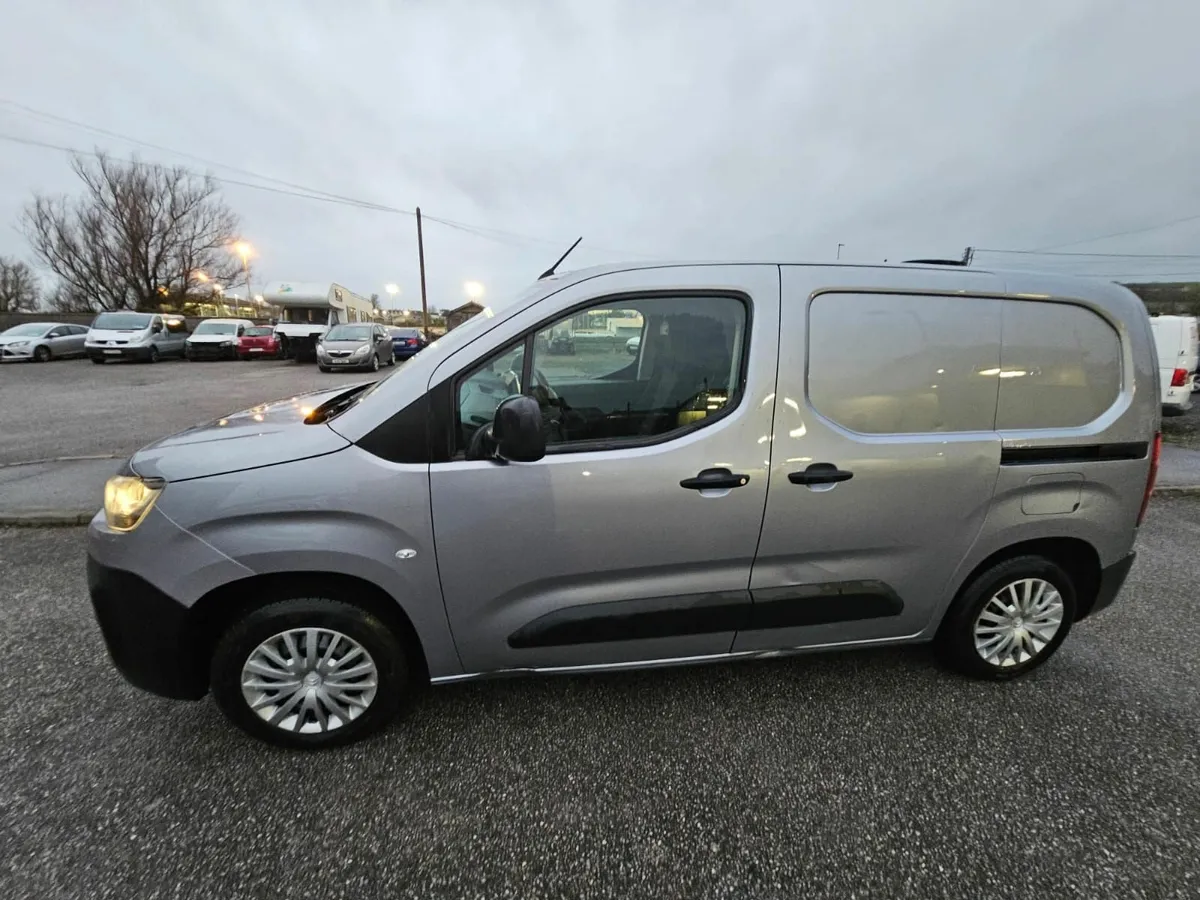 Citroen Berlingo 2021 - Image 4