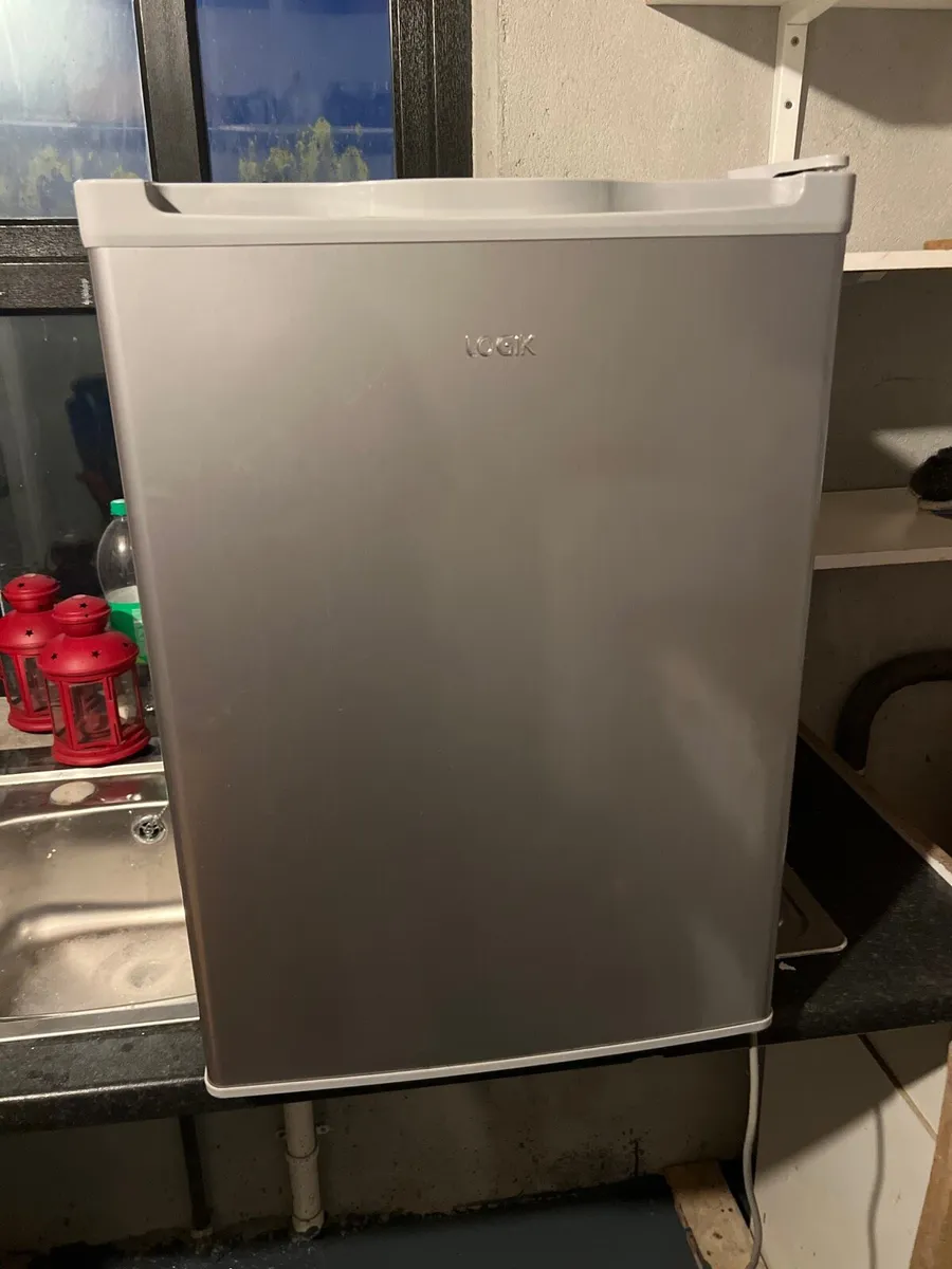 Table top fridge - Image 1