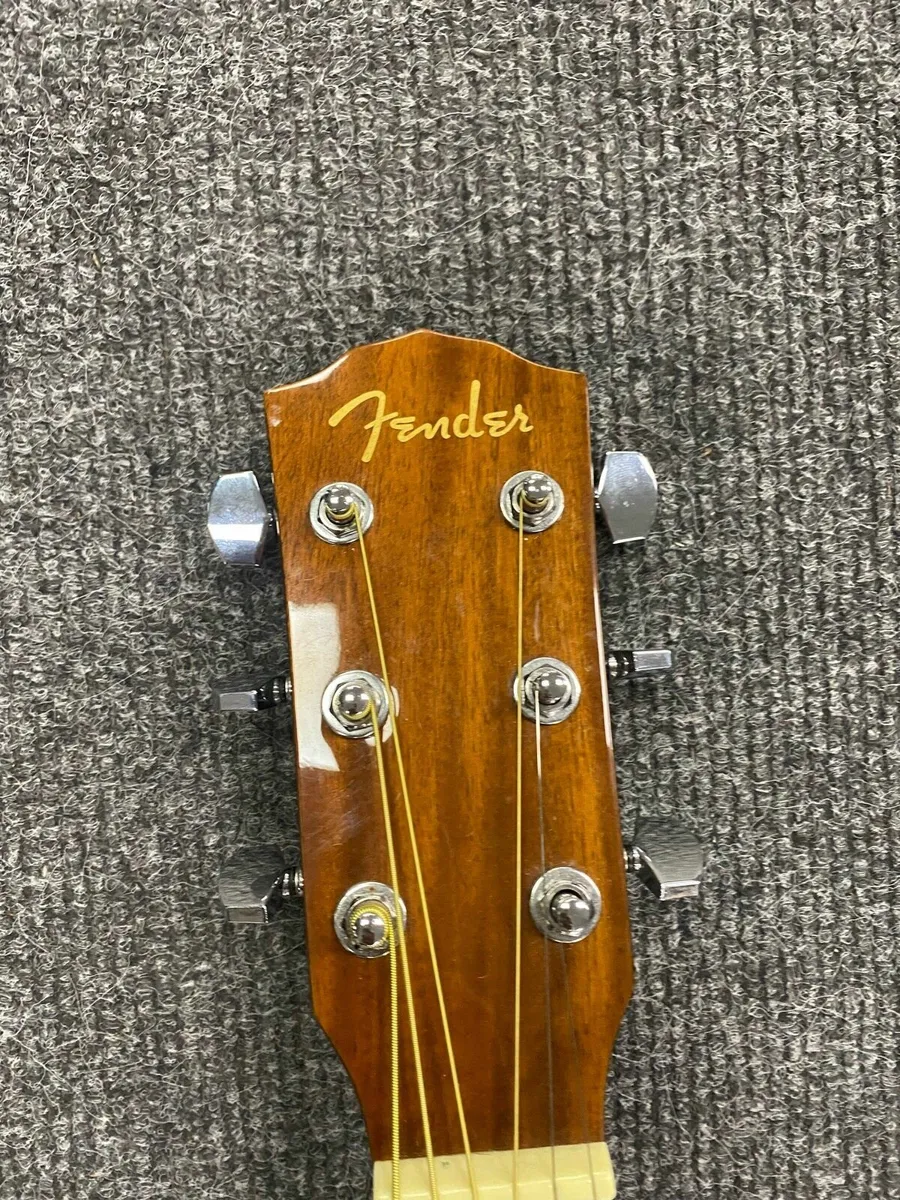 Fender CP-60S 3-Tone Acoustic - Image 4