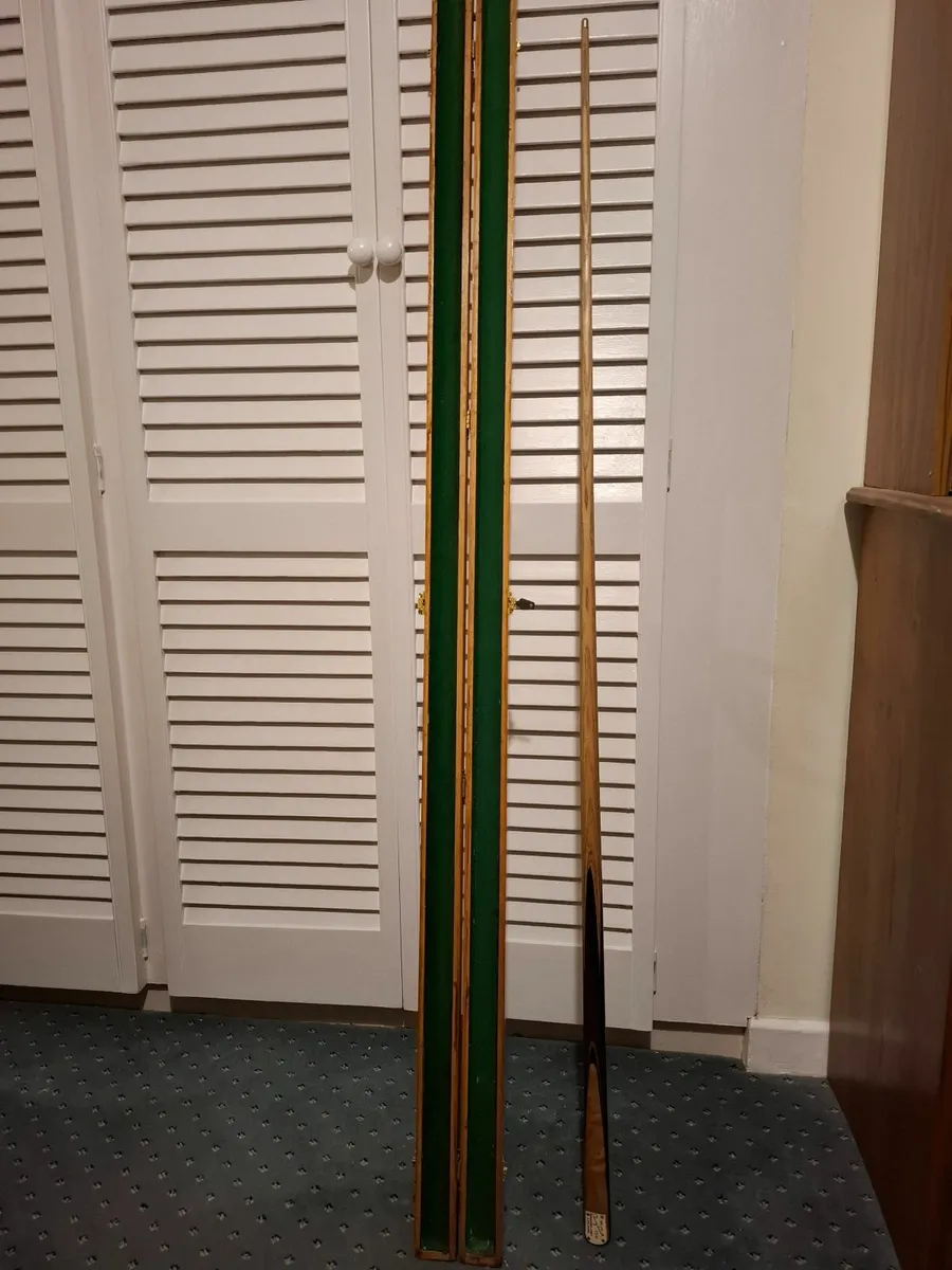 BURROUGHS & WATT SNOOKER CUE WITH HANDCRAFTED CASE - Image 4